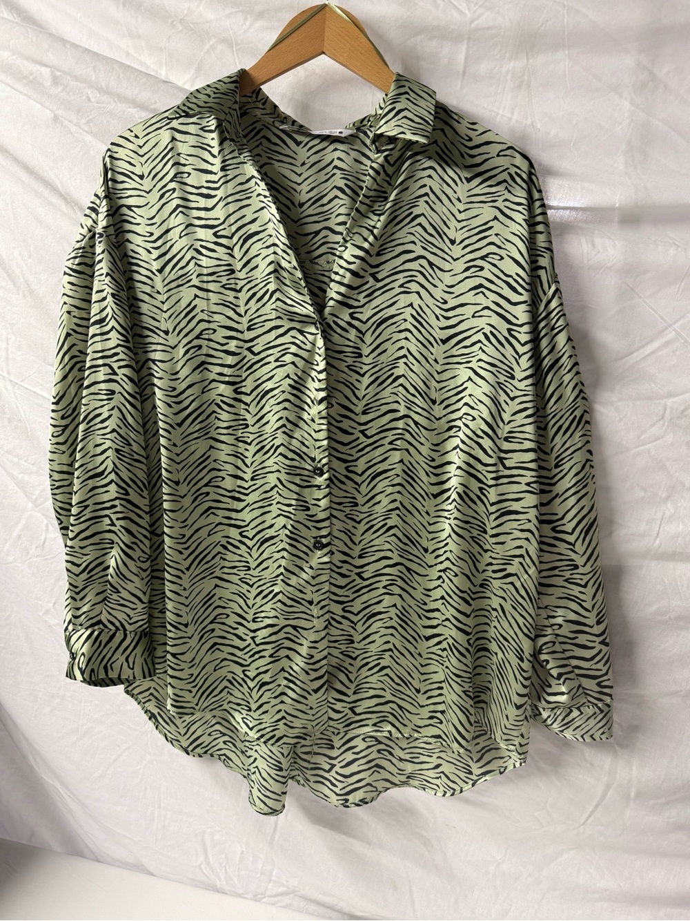 Zara Light Green Zebra-Print Button-Up Women's Top size Medium